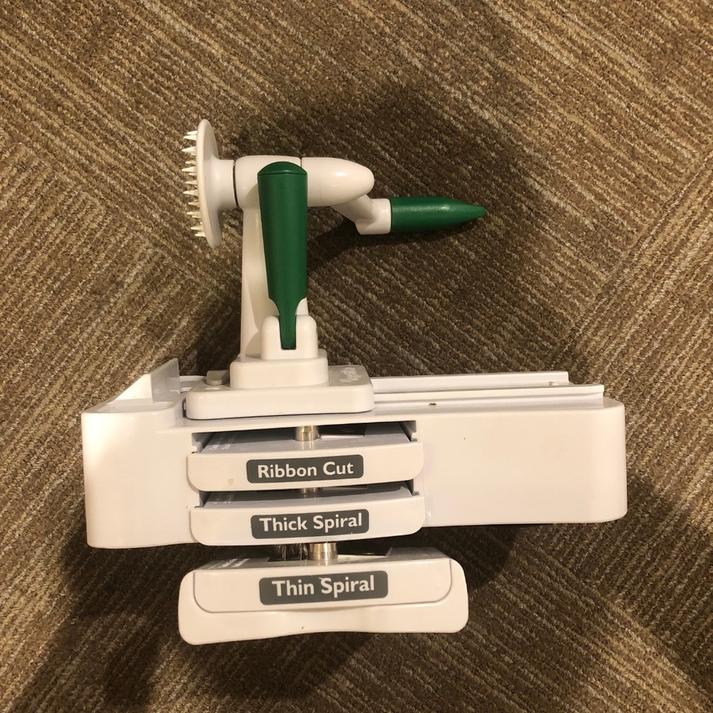 Veggetti Pro Tabletop Spiralizer Vegetable Cutter